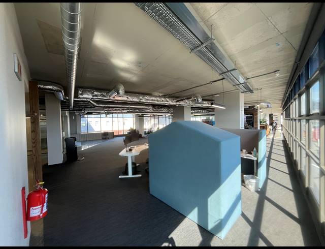 703M² OFFICE TO LET IN WOODSTOCK